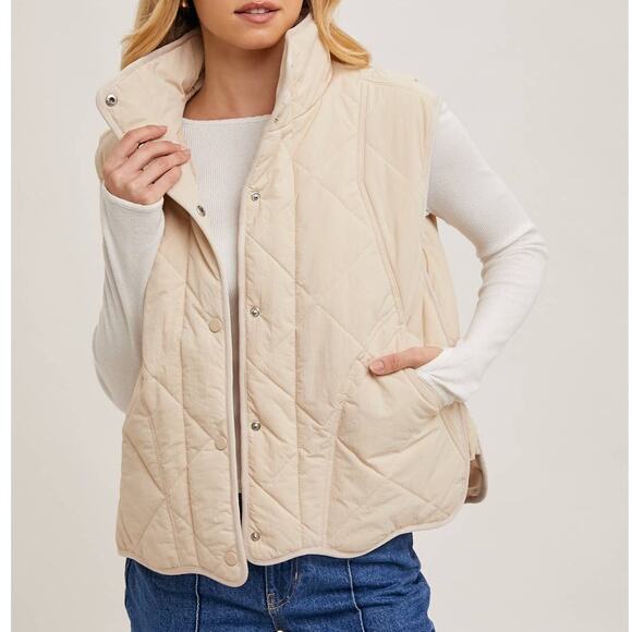 Button Down Quilted Puffer Vest with Pockets Creamy Beige - Picture 4 of 12